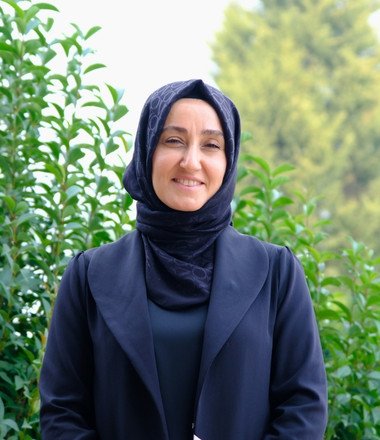 Hacer Börekçigil - İngilizce Öğretmeni - Ortaokul