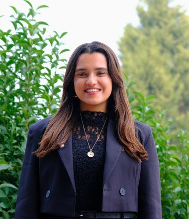 Hicret Özdemir Bulut - Sosyal Bilgiler Öğretmeni - Ortaokul - Fen Lisesi - Tarih Öğretmeni