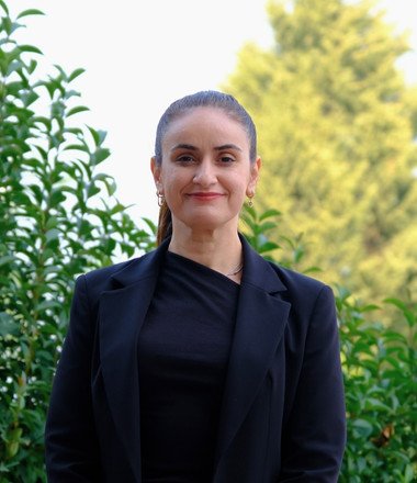 Muazzez Tezcan - Matematik Öğretmeni - Anadolu Lisesi