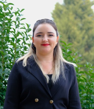 Tuğçe Usta Sarı - Eğlenceli Bilim Öğretmeni - Ortaokul