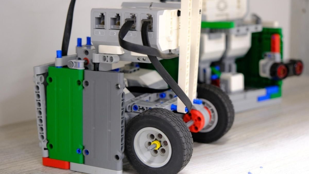 Bilişim Teknolojileri Atölyesi